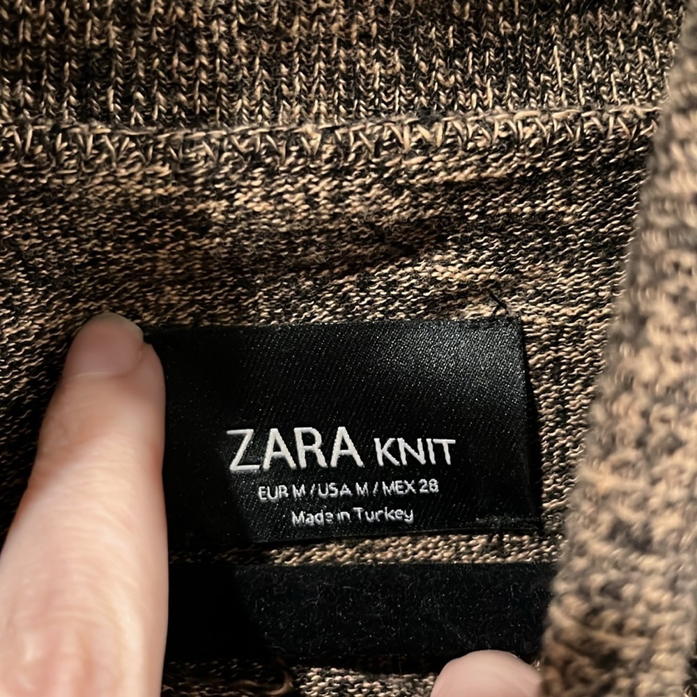 Zara turtleneck sweater - Picture 2 of 2